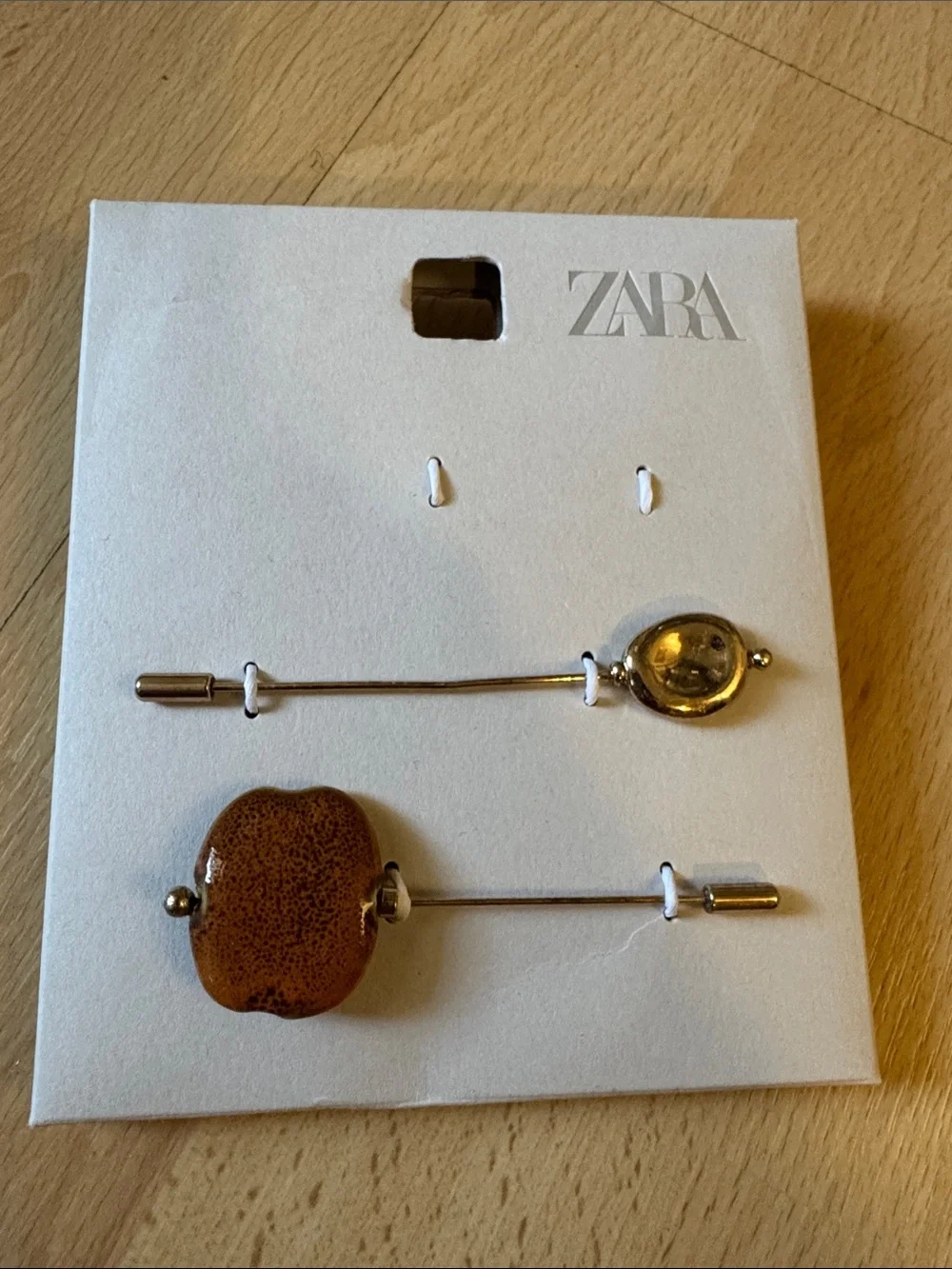 Zara ceramic Brooches (-1)